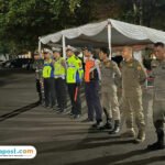 Foto : Personil tengah disiapkan untuk menyambut kedatangan jamaah haji tiba di Kabupaten Pati, Selasa (24/06/2025) dini hari. (Dok. Dishub Kabupaten Pati)