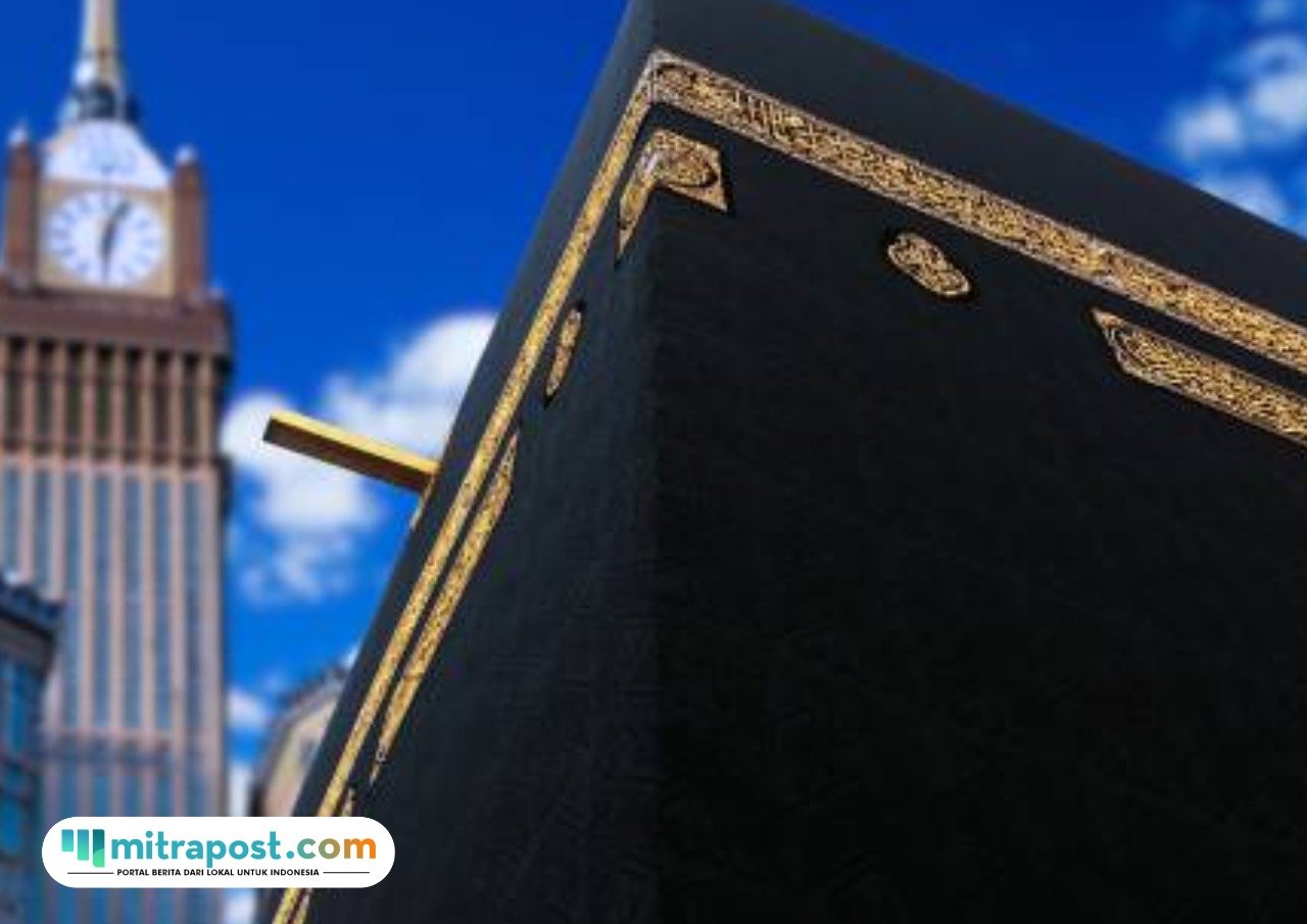 Apa Saja Fungsi Kiswah Kain Hitam Penutup Kabah?