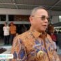 Foto: Bupati Pati, Sudewo saat dikonfirmasi oleh awak media usai shalat Jumat di Masjid Agung Baitunnur Pati pada Jumat (25/7/2025) (Mitrapost.com/ Kafi)