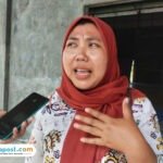 Foto: Kepala Desa Kedalon, Kecamatan Batangan, Hartatik saat dikonfirmasi pada Selasa (29/7/2025) (Mitrapost.com/ Kafi)