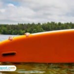 Ilustrasi longboat terbalik/istock
