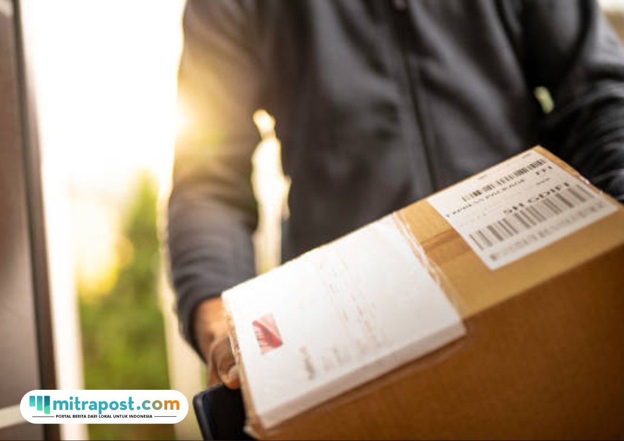 Ilustrasi kurir paket/istock