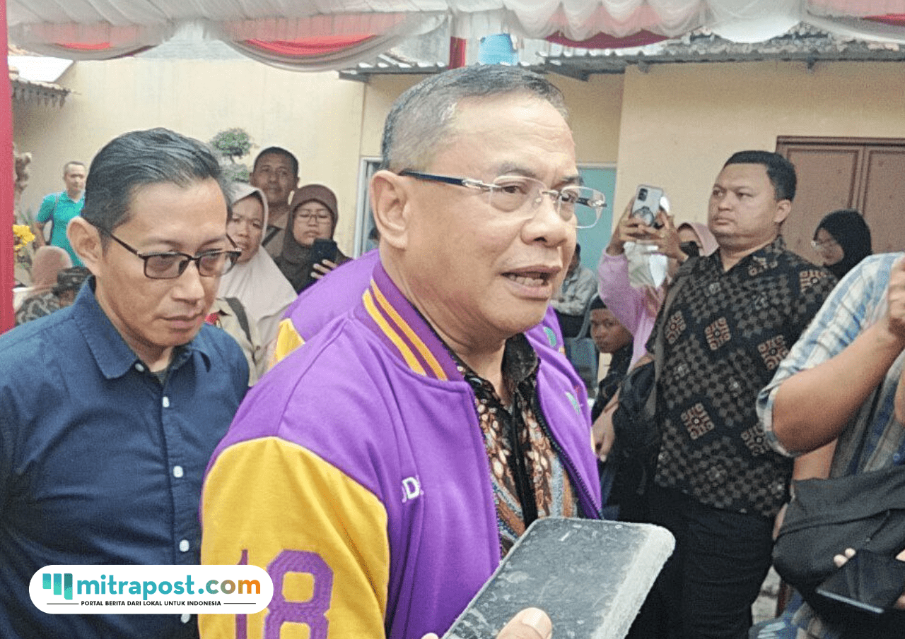Foto : Bupati Pati Sudewo saat melakukan pelepasan Peserta Raimuna Daerah XIII Kwarda Jawa Tengah tahun 2025 di kantor Kwarcab Pati, Jumat (22/08/2025) siang. (Sumber. Mitrapost.com/ Ilham)