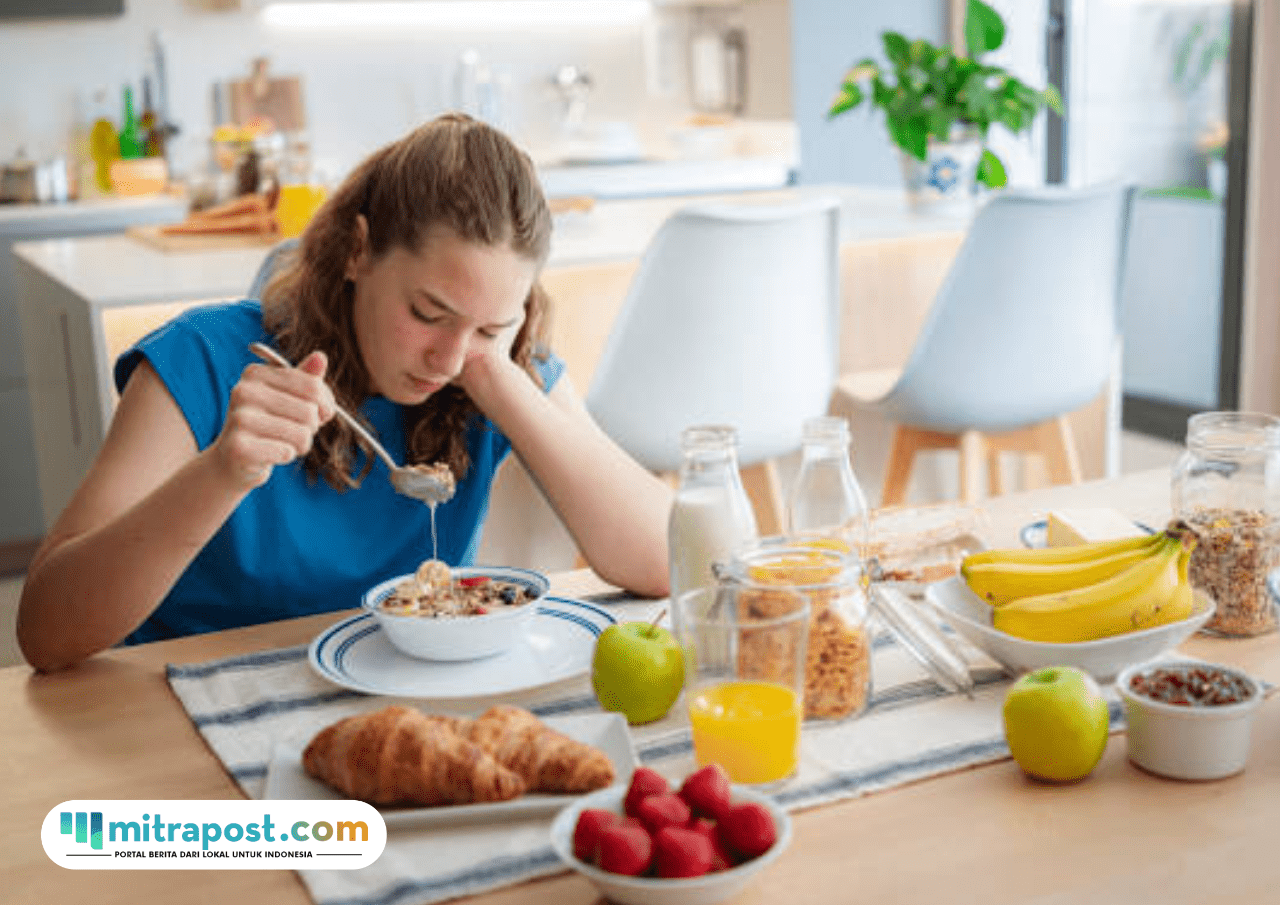 Foto: ilustrasi Mengantuk setelah Makan Siang (sumber: istock)