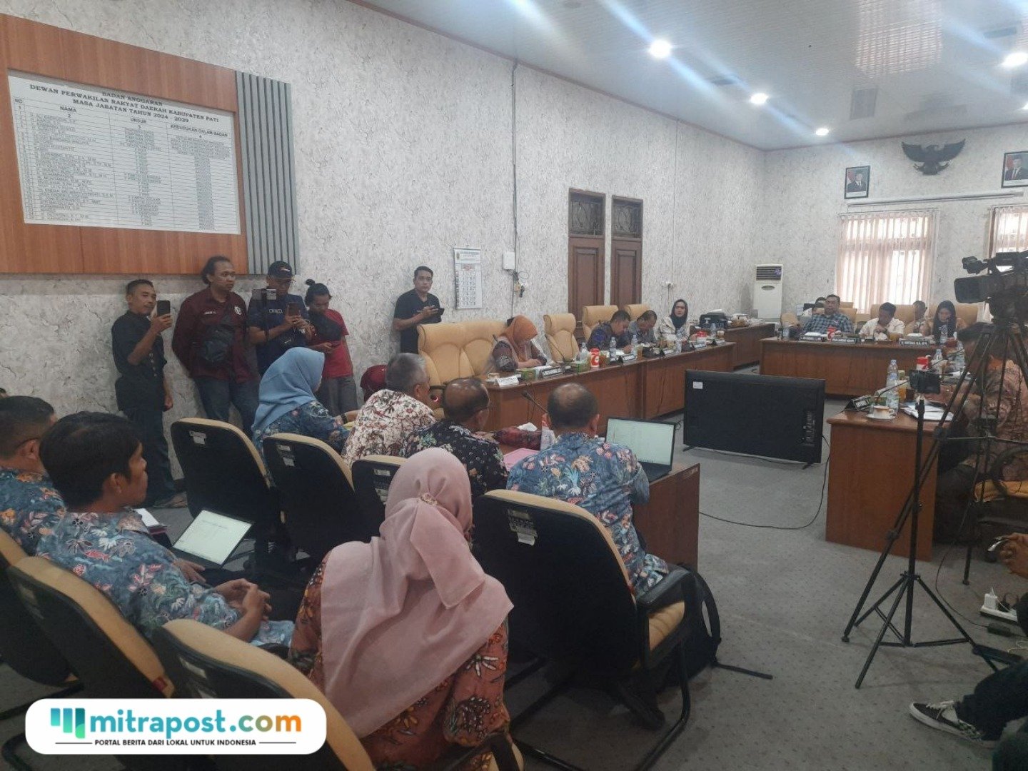 Foto: Pansus Hak Angket DPRD Kabupaten Pati memanggil BPKAD soal kenaikan tarif PBB-P2 hingga 250 persen (Mitrapost.com/ Kafi) 