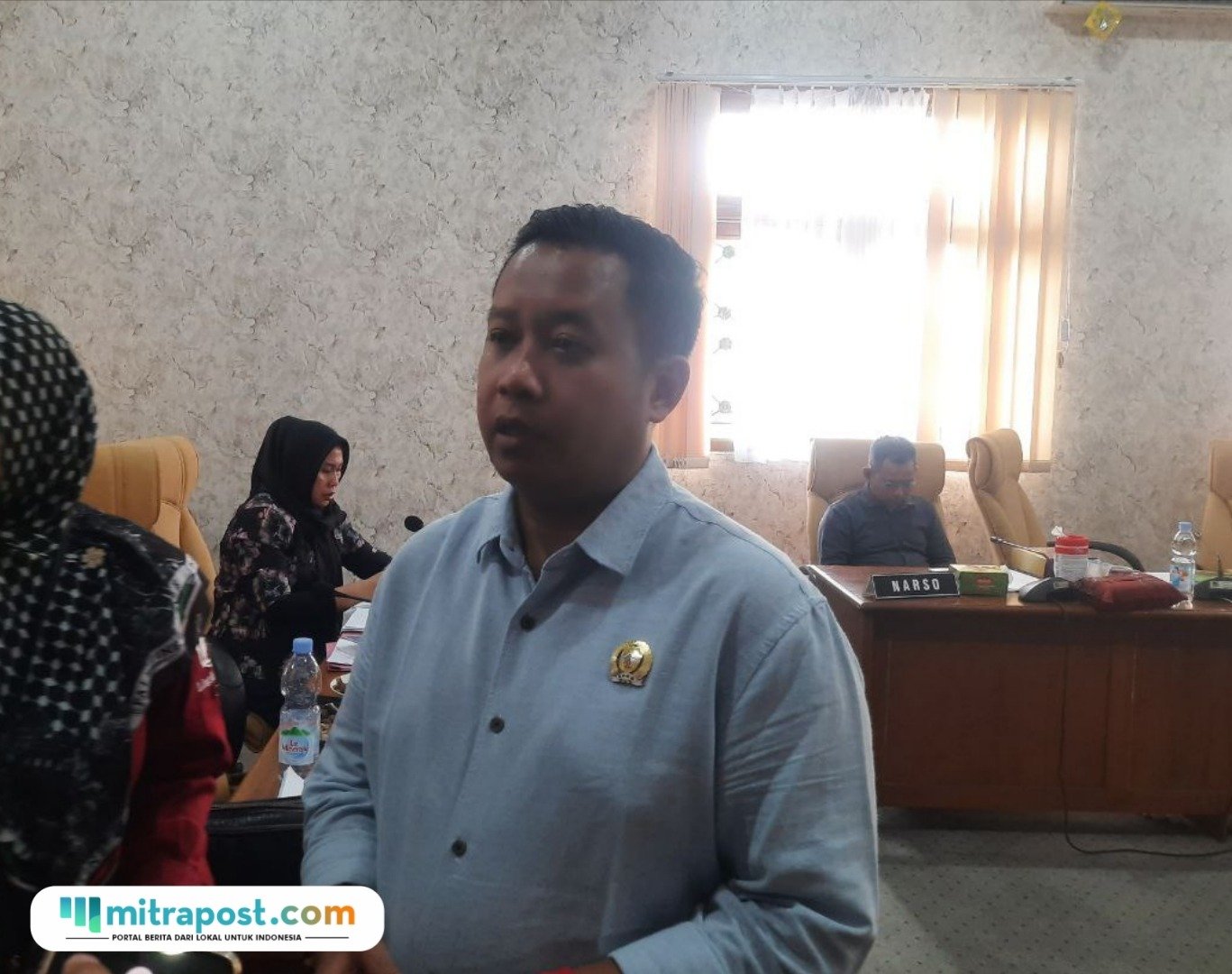 Foto: Ketua Pansus Hak Angket DPRD Kabupaten Pati, Teguh Bandang Waluyo (tengah) beberapa waktu lalu (Mitrapost.com/ Kafi) 
