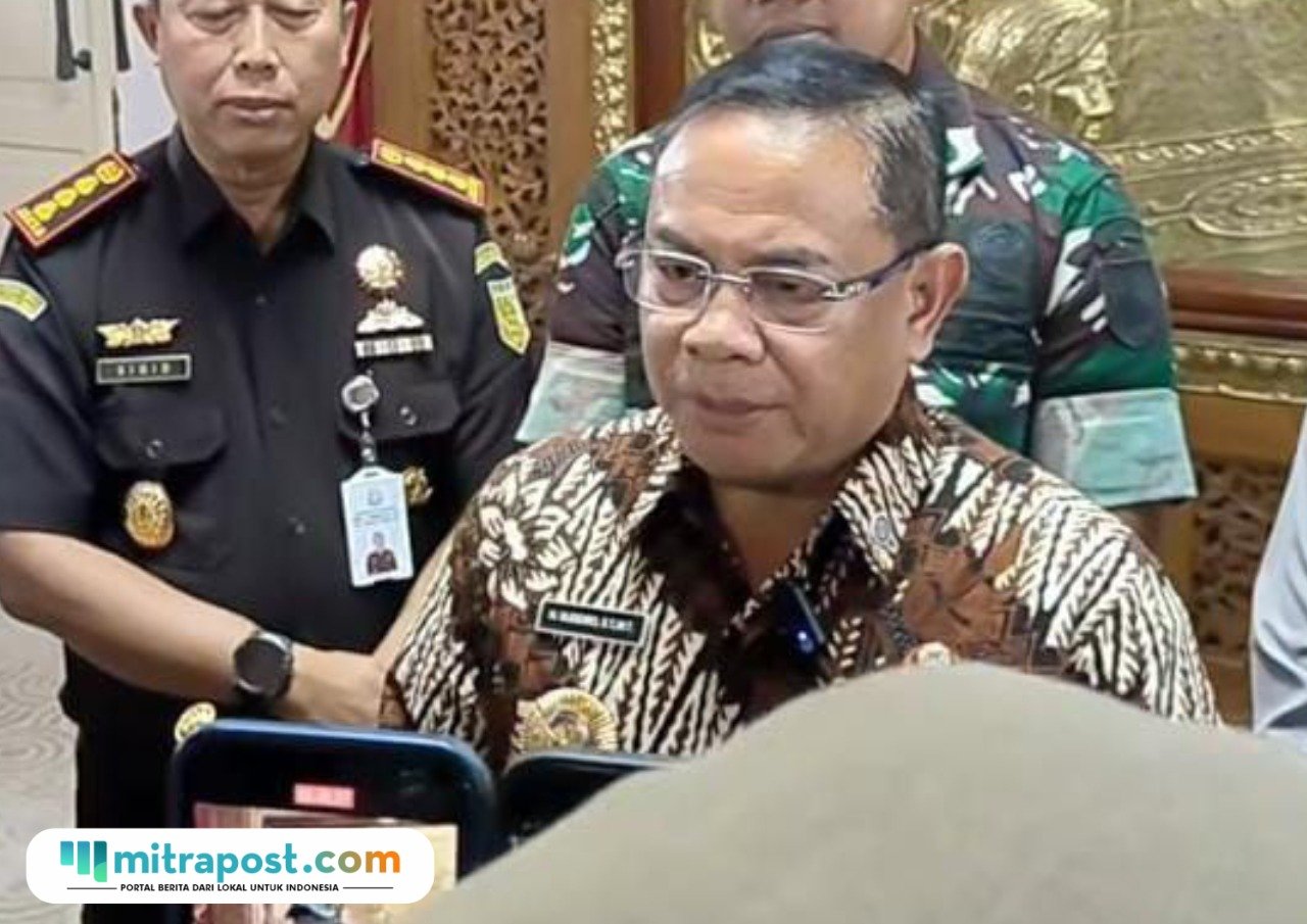 Foto: Bupati Pati Sudewo saat konferensi pers beberapa waktu lalu (Mitrapost.com/ Humas Pati)