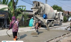 Foto: jalan Juwana - Jetak sedang dilakukan rehabilitasi (Mitrapost.com/ DPUPR Pati)