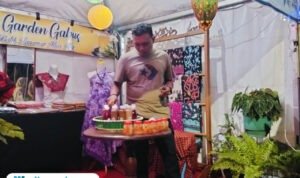 Foto : Produk UMKM di Car Free Night Jalan Panglima Sudirman, belum lama ini (Sumber. Mitrapost.com/ Ilham)