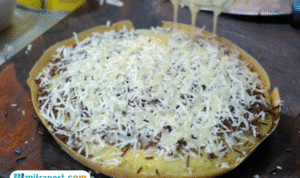 Foto: martabak manis (sumber: istock)