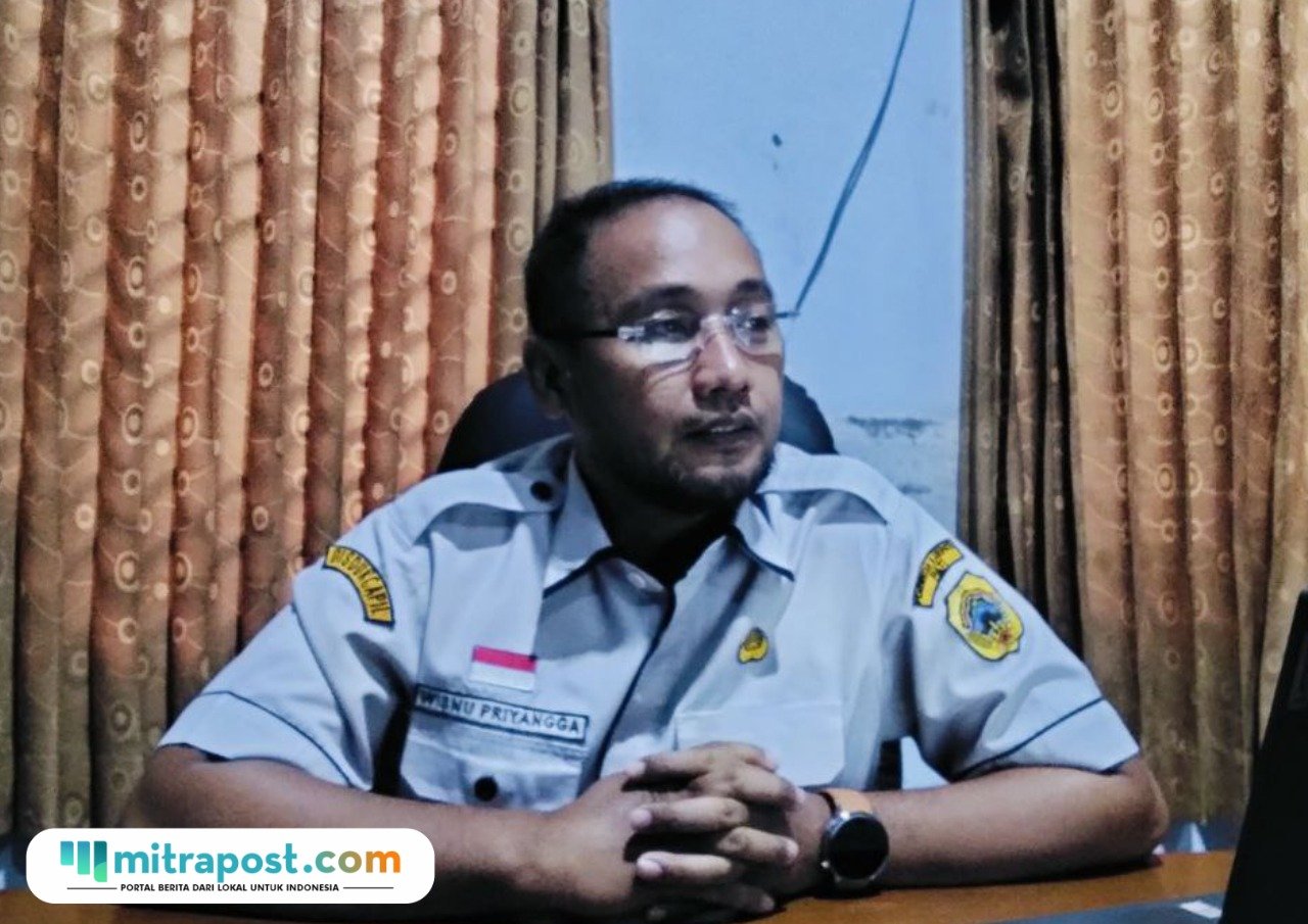 Foto : Kepala Bidang Pelayanan Pendaftaran Penduduk Dinas Kependudukan dan Catatan Sipil (Disdukcapil) Kabupaten Pati, Wisnu Priyangga. (Sumber. Mitrapost.com/ Ilham)