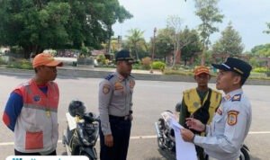 Foto: Dishub Pati melakukan pembinaan terhadap juru parkir beberapa waktu lalu (Mitrapost.com/ Dishub Pati)
