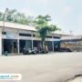 Foto : Sejumlah orang melakukan aktifitas di Kios Pasar Sleko II Pati. (Sumber. Mitrapost.com/ Ilham)