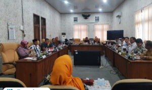 Foto: Rapat Pansus Hak Angket DPRD Kabupaten Pati (Mitrapost.com/ Kafi)