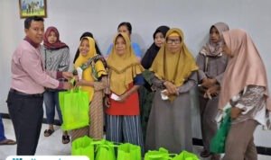 BRI Unit Tlogorejo Salurkan Sembako untuk Warga Membutuhkan/istimewa