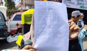 Foto: Laporan pertanggungjawaban (LPJ) terkait penggunaan donasi yang dihimpun untuk keberangkatan ke Komisi Pemberantasan Korupsi (KPK) Jakarta (Mitrapost.com/ Kafi)