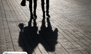 Foto: ilustrasi bayangan (sumber: istock)