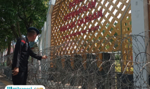 DPRD-pati-kawat-duri pati