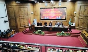 Foto : Kondisi sidang Paripurna di DPRD Kabupaten Pati, Jum'at sore. (Sumber. Mitrapost.com/ Ilham) Foto : Kondisi sidang Paripurna di DPRD Kabupaten Pati, Jum'at sore. (Sumber. Mitrapost.com/ Ilham)