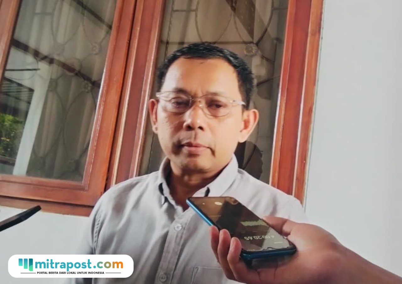 Foto: Ketua Komisi A DPRD Kabupaten Pati, Narso saat dikonfirmasi oleh wartawan (Mitrapost.com/ Kafi)
