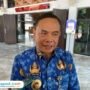 Foto: Bupati Pati Sudewo saat diwawancara oleh wartawan usai shalat Jumat (Mitrapost.com/ Kafi)