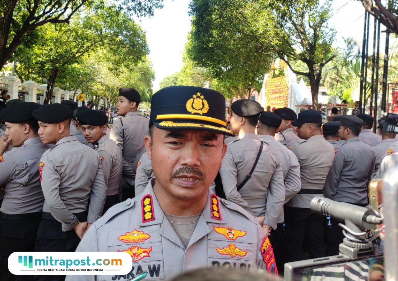 Foto: Kapolresta Pati Kombes Pol Jaka Wahyudi saat diwawancara oleh awak media (Mitrapost.com/ Kafi)