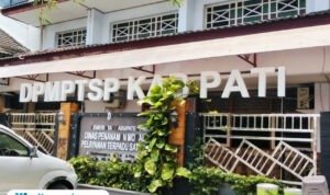 Foto : Gedung Dinas Penanaman Modal dan Pelayanan Terpadu Satu Pintu, belum lama ini. (Sumber. Mitrapost.com/ Ilham)
