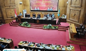 pansus-paripurna-hak-angket-pati pati