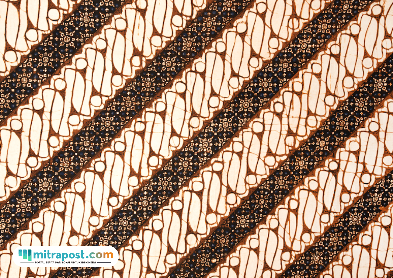 Penjelasan Makna Filosofi pada Motif Batik Parang
