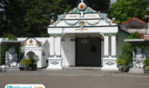 Foto: Kompleks Keraton Yogyakarta (sumber: istock)