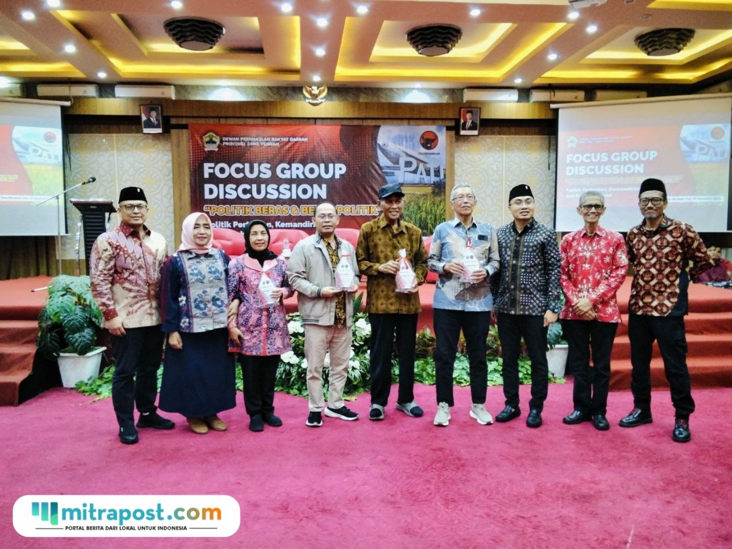 Foto : FGD ‘Politik Beras dan Beras Politik’.di gelar di Hotel New Merdeka Kabupaten Pati, Sabtu (29/11/2025). (Sumber. Mitrapost.com/ Ilham)