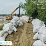 Foto : Pemanfaatan Sandbag di Kecamatan Batangan, baru-baru ini. (Dok. DPUTR Kabupaten Pati)