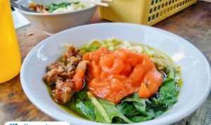 Foto : Mie ayam harga Rp5.000 per porsi. (Sumber. Mitrapos.com/ Ilham)