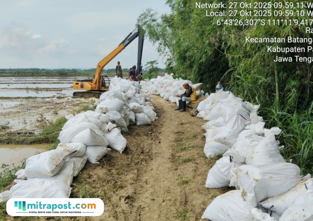 Foto : Pemanfaatan Sandbag di Kecamatan Batangan, baru-baru ini. (Dok. DPUTR Kabupaten Pati)