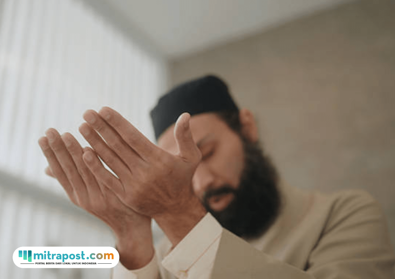 Umat Muslim Bisa Amalkan Bacaan Doa Sapu Jagat Berikut!