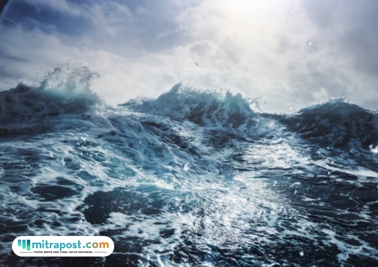 Kapal Sempat Terseret Arus Kuat, Seluruh Penumpang KMP Cemerlang 55 Berhasil Dievakuasi