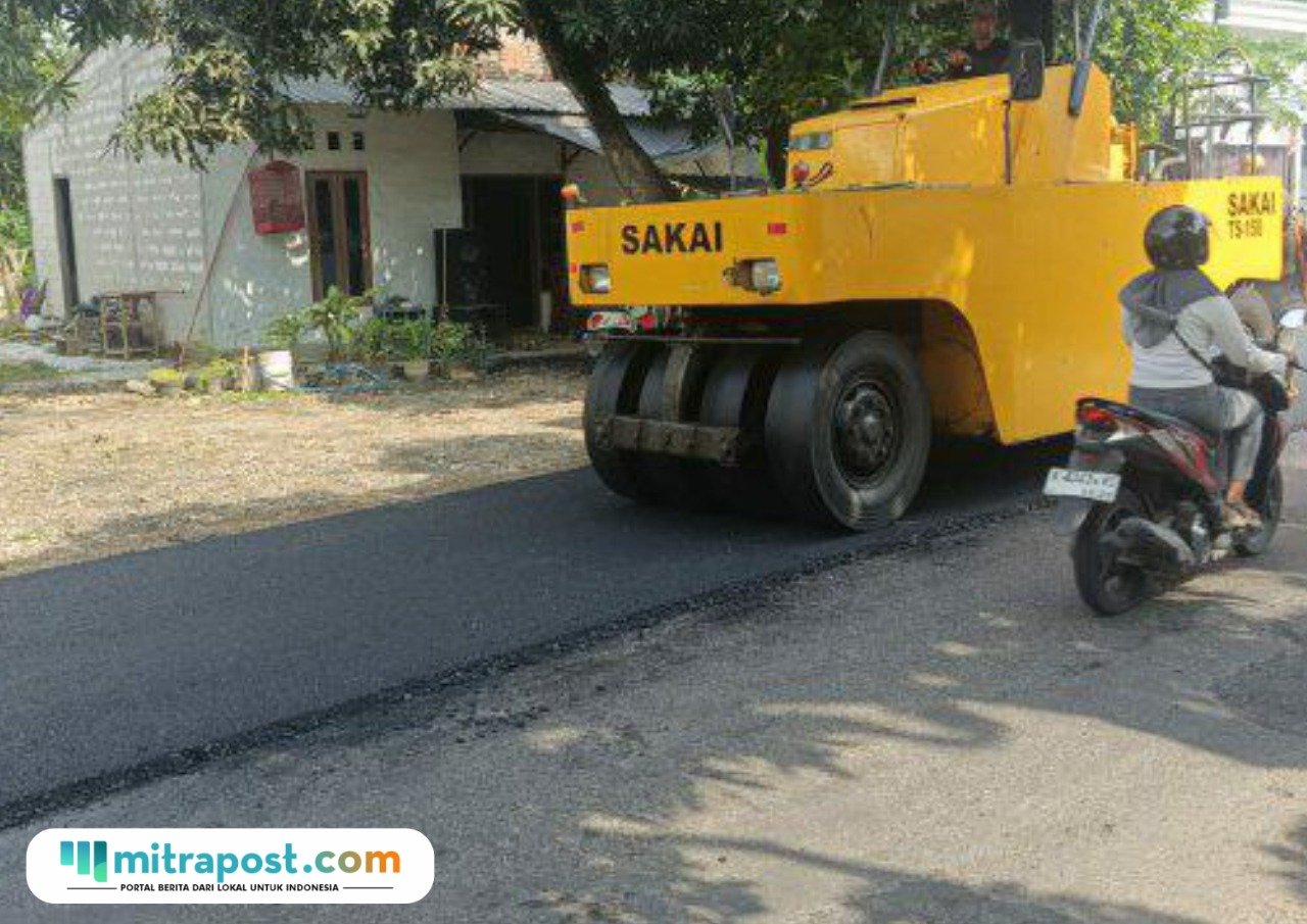 Foto : Perbaikan Jalan Pati-Gabus. (Dok. DPUTR Kabupaten Pati)
