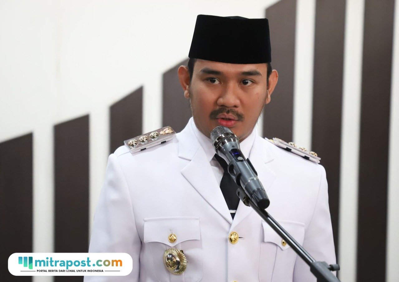 Bupati Bekasi Ade Kuswara Kunang /bekasikab