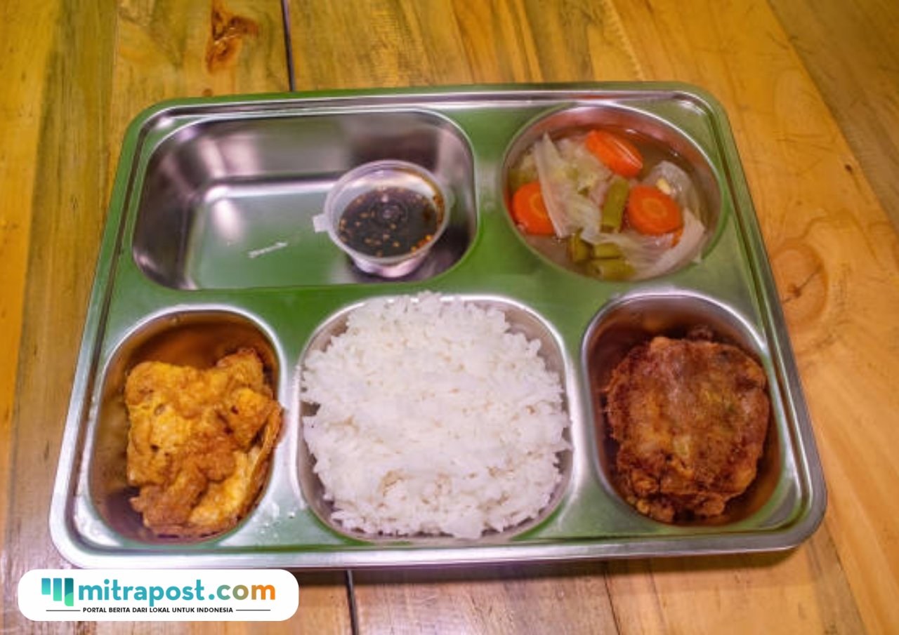 Ilustrasi BGN makan MBG/istock