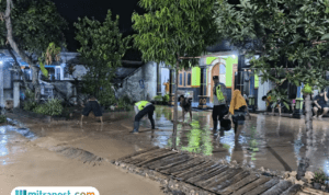 Foto : Kondisi banjir di Desa Srikaton Kecamatan Kayen Pati, Rabu (17/12/2025). (Dok. Polsek Kayen)