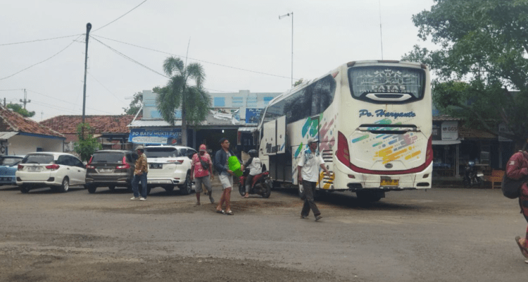ramp-check Jelang Nataru, Armada Bus di Terminal Kembang Joyo Pati Bakal Dilakukan Ramp Check