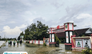 Foto : Kondisi banjir di Desa Karangrowo Kecamatan Jakenan, belum lama ini. (Sumber. Mitrapost.com/ Ilham)