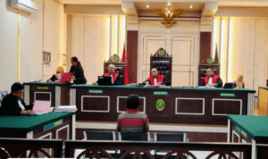 Foto : Persidangan terkait kasus penghalang-halangan kerja Jurnalis di Pati (Sumber. Mitrapost.com/ Ilham) PWI