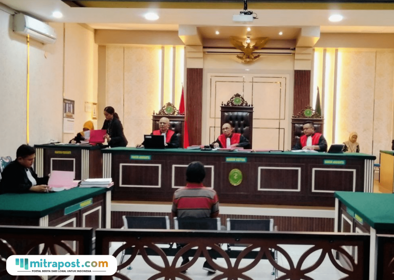 Foto : Persidangan terkait kasus penghalang-halangan kerja Jurnalis di Pati (Sumber. Mitrapost.com/ Ilham) PWI