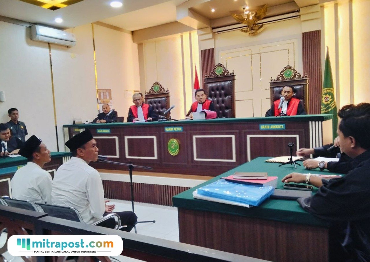 Foto : Sidang pembacaan Eksepsi di Ruang Cakra Pengadilan Negeri Kelas IA Pati. (Sumber. Mitrapost.com/ Ilham) Teguh Istiyanto