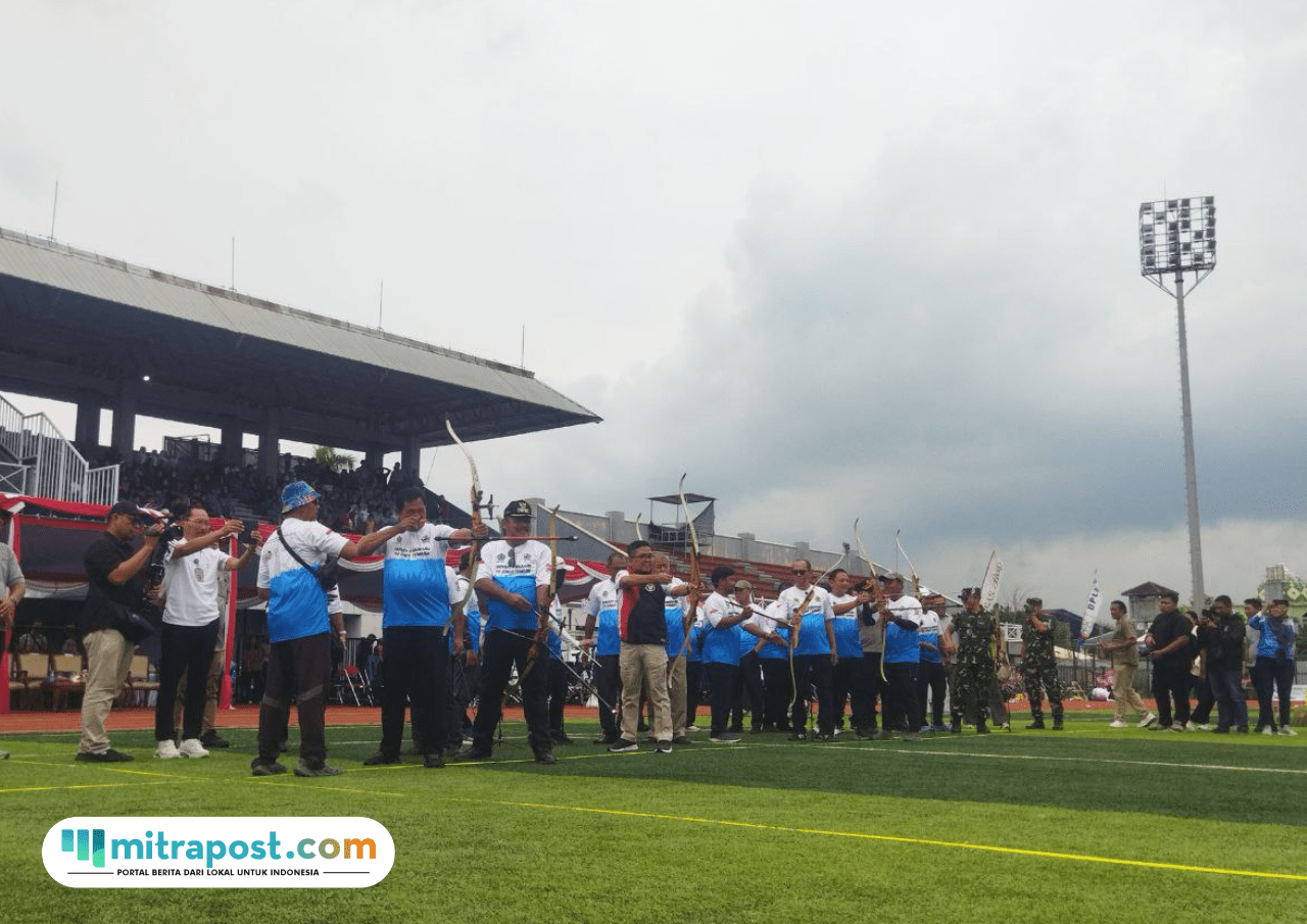 Foto : Atlet Panahan se Jawa Tengah saat melakukan kompetensi di Stadion Joyokusumo Pati pada bulan Januari 2025 lalu. (Sumber. Mitrapost.com/ Ilham)