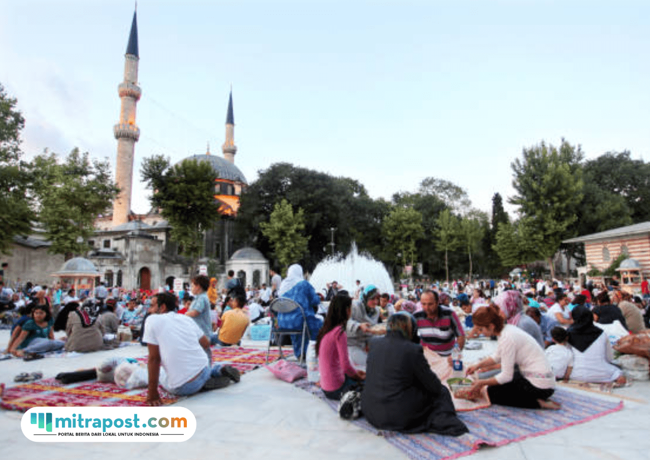 Momentum Ramadan: dari Mesir, Tradisi Maidaturrahman Jadi Bentuk Pengajaran Umat