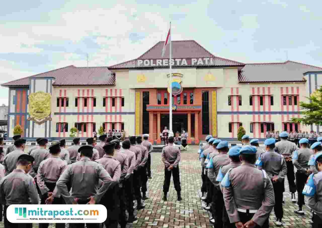 Foto : Polresta Pati menggelar Apel Gelar Pasukan di Mapolresta Pati, Senin (02/02/2026). (Sumber. Mitrapost.com/ Ilham)