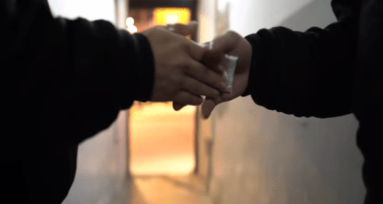 Pemuda di Seruyan Kalteng Adukan Ayahnya Diduga Bandar Narkoba Hingga Seret 2 Oknum Polisi