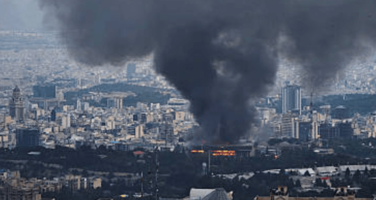 Kota Teheran di Iran Jadi Sasaran Rudal oleh Israel Pagi Ini